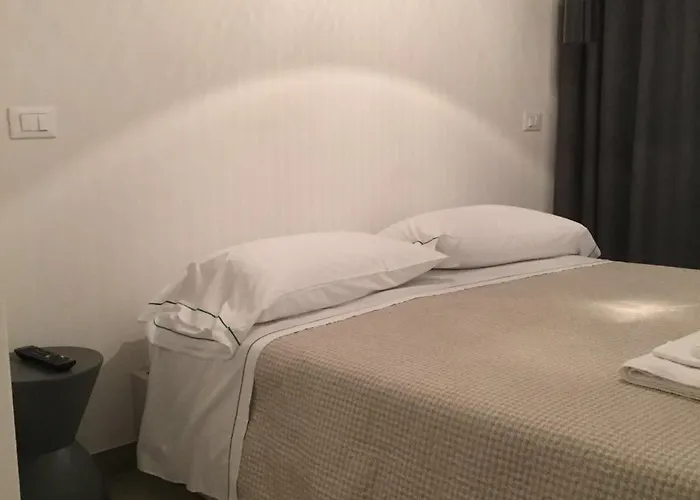 Nicolina 2 3* Vernazza